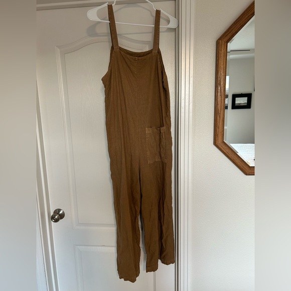 Target overalls jumpsuit - Picture 2 of 3